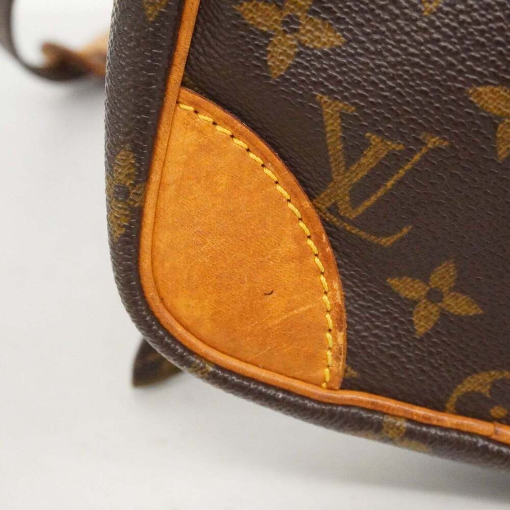 LOUIS VUITTON Brown Monogram Shoulder Bag - Picture 11 of 13